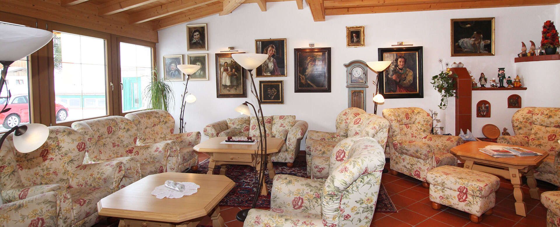 Reading corner in the Humlerhof