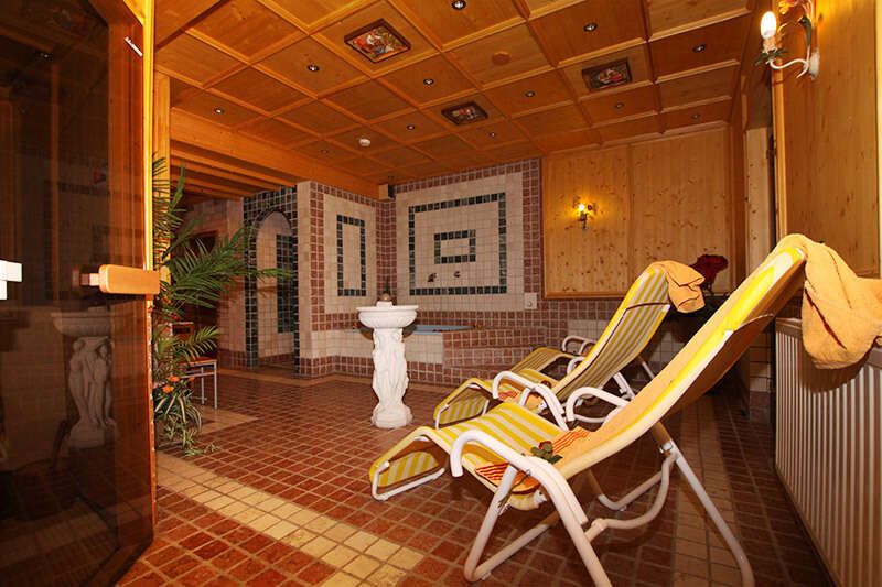 Area benessere con sauna, bagno turco, sauna alle erbe nell'Hotel Humlerhof